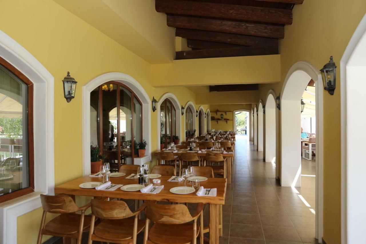 Vinea Resort Rrashbull Esterno foto